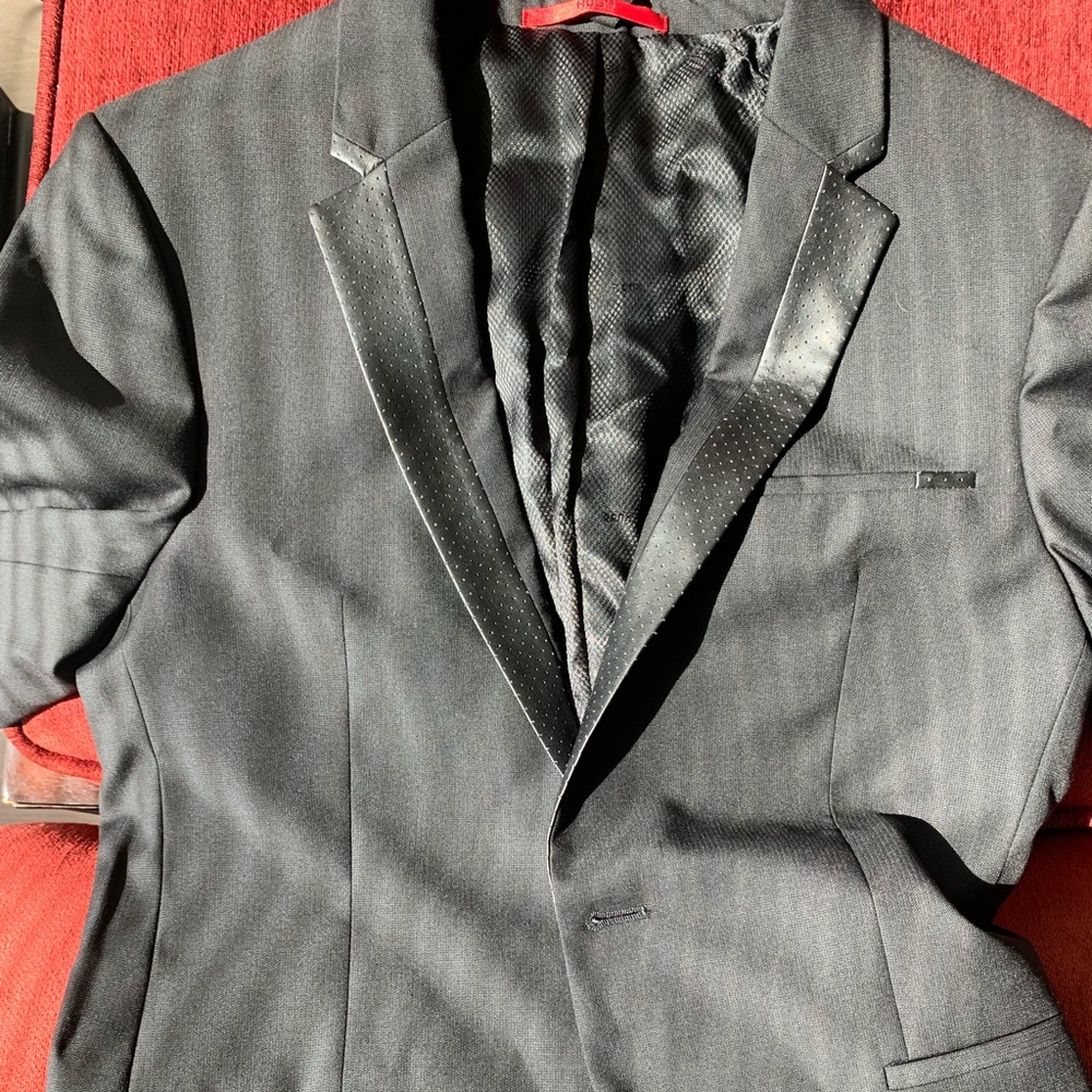 New with tag Hugo Boss dinner jacket with leather